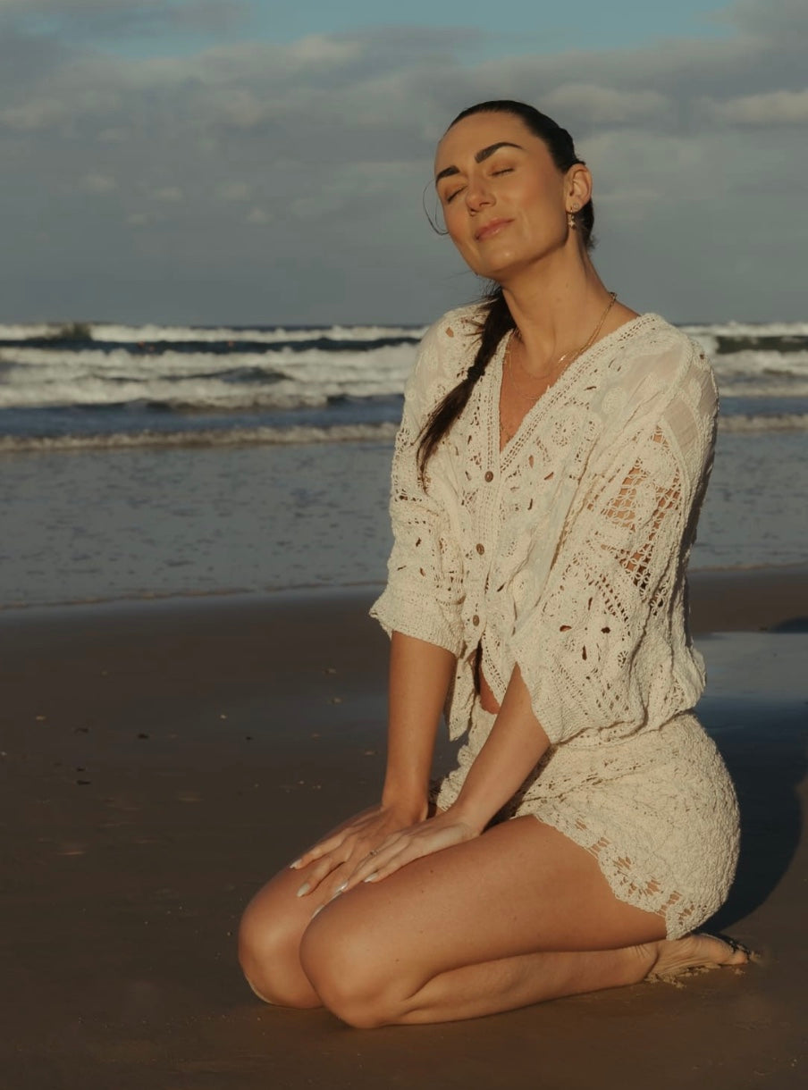 Retro Lace Button Top
